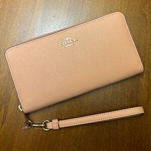 NWOT Coach Wallet